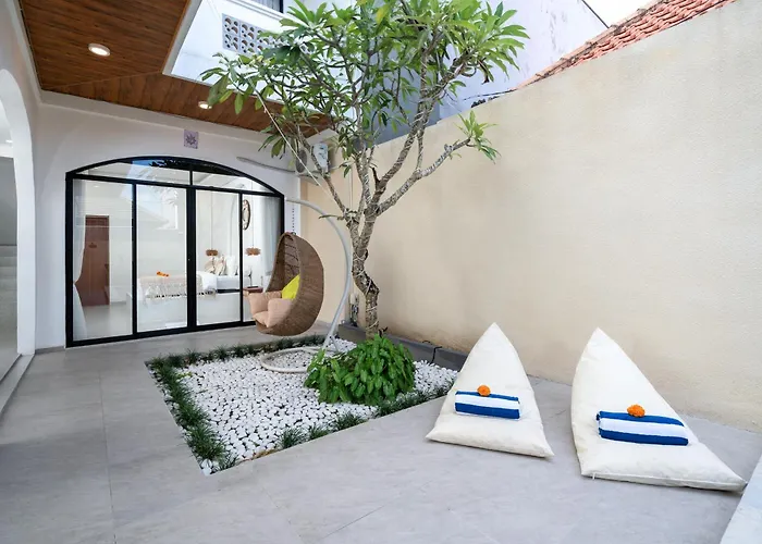Ayura - Luxury Three Bedroom Private Pool Legian (Bali)