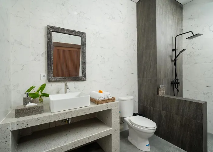 Villa Ayura - Luxury Three Bedroom Private Pool