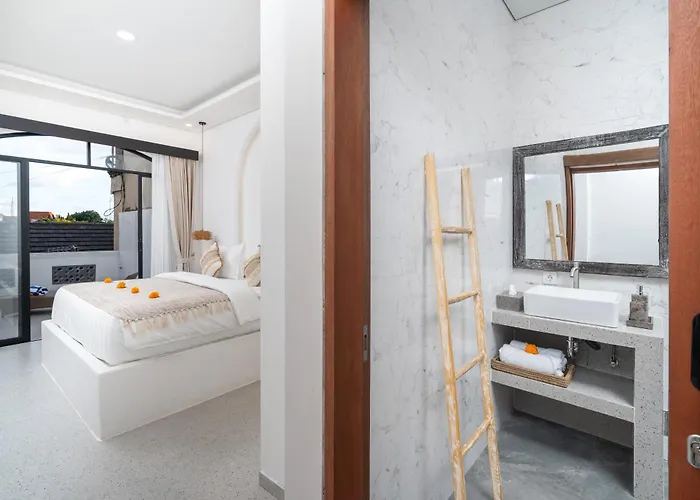 Ayura - Luxury Three Bedroom Private Pool *