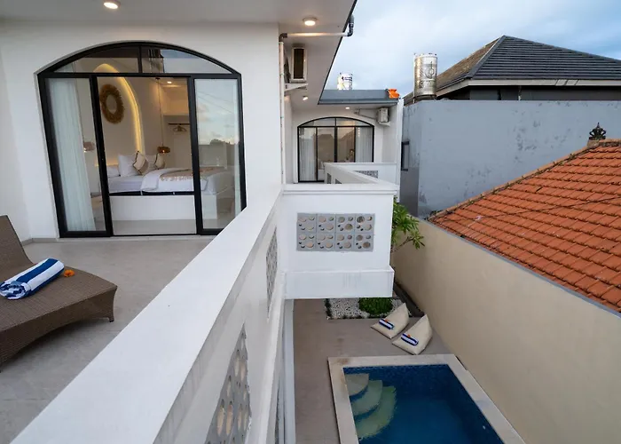 Ayura - Luxury Three Bedroom Private Pool